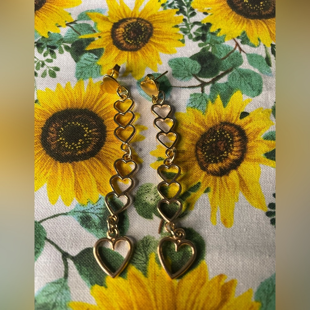 Hearts4U Dangle Earrings